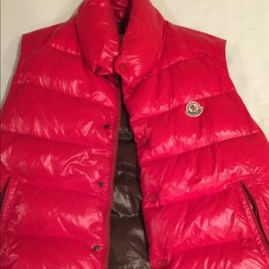 Men’s red Moncler vest jacket sz L